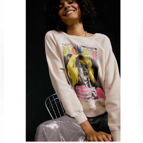 DAYDREAMER Blondie Showtime Raglan Crew Sweatshirt M NWOT - Picture 4 of 11
